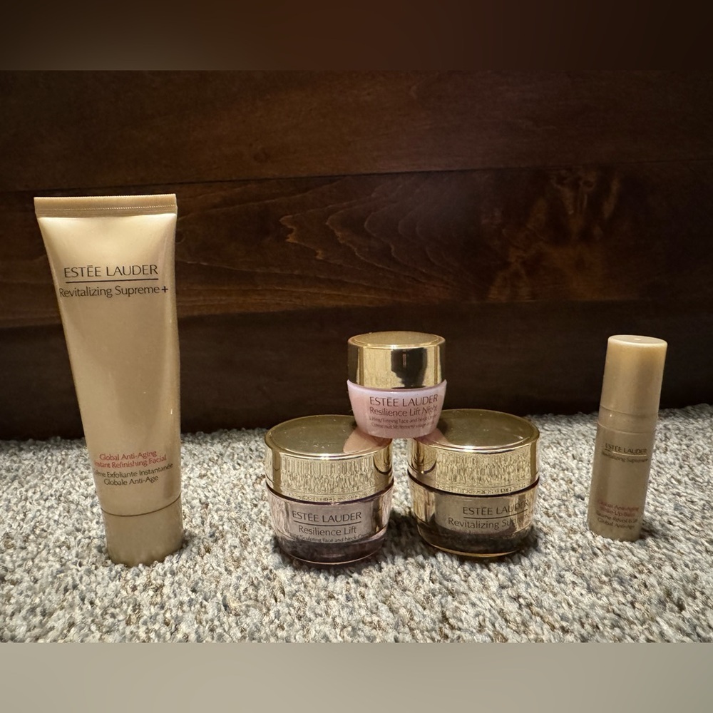 Estée Lauder skin care bundle